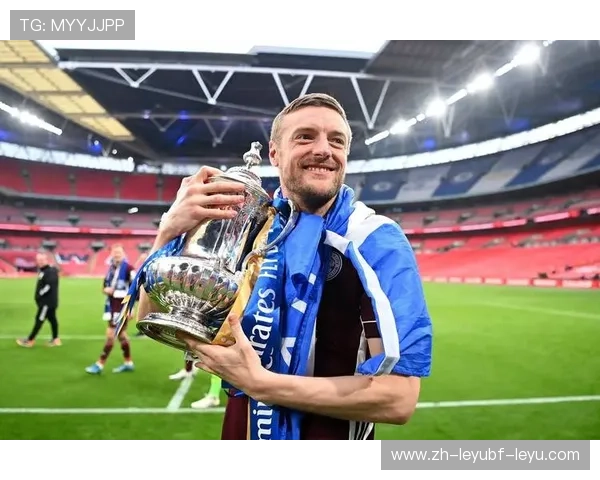 英超莱斯特城10号球员是谁?回顾瓦尔迪的荣耀与故事 英超莱斯特城10号球员是谁?回顾瓦尔迪的荣耀与故事